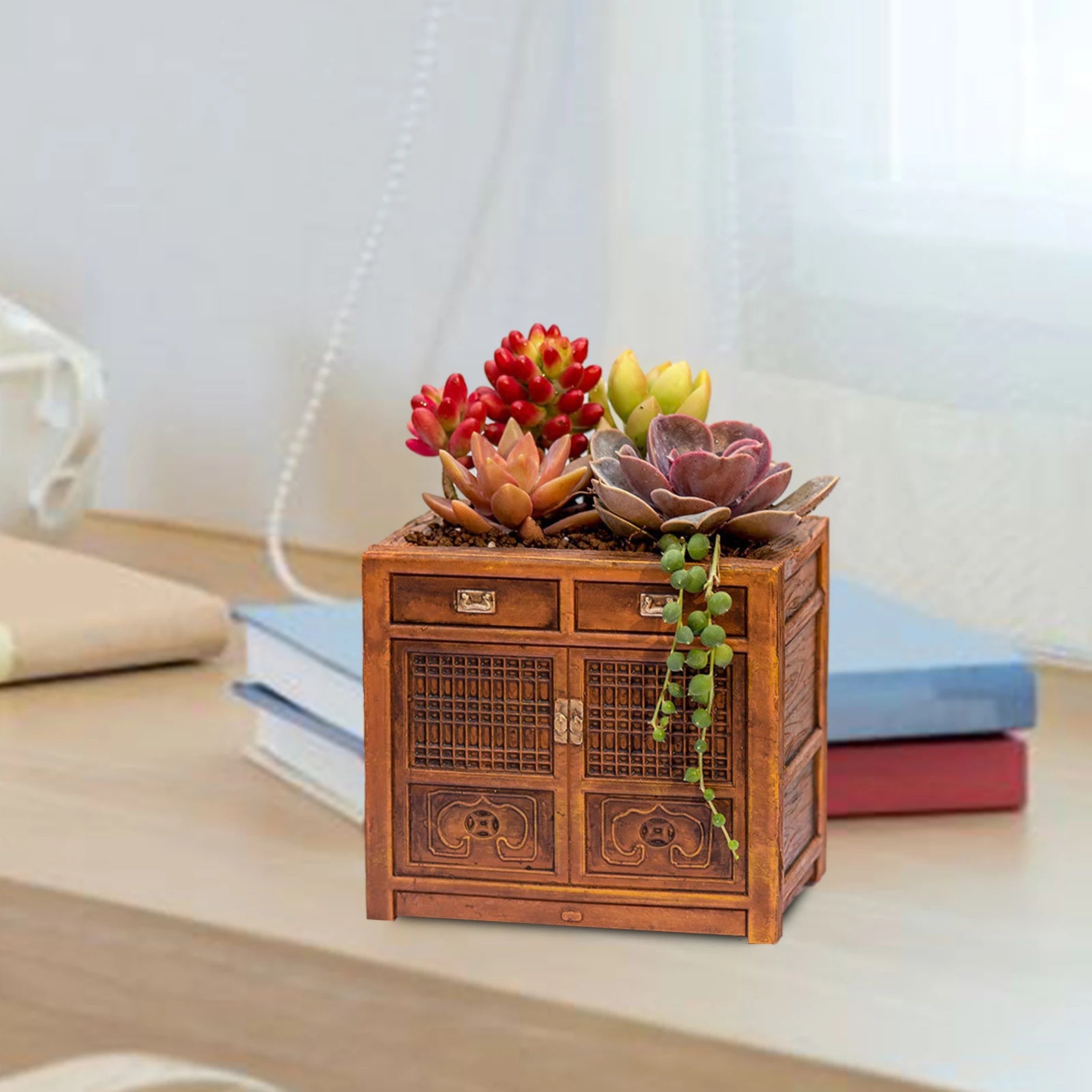 Innovative Flower Pot Retro Radio-Shaped Multi-functional Planter Home Decoration Garden Desktop Classic Ornament for Succulent