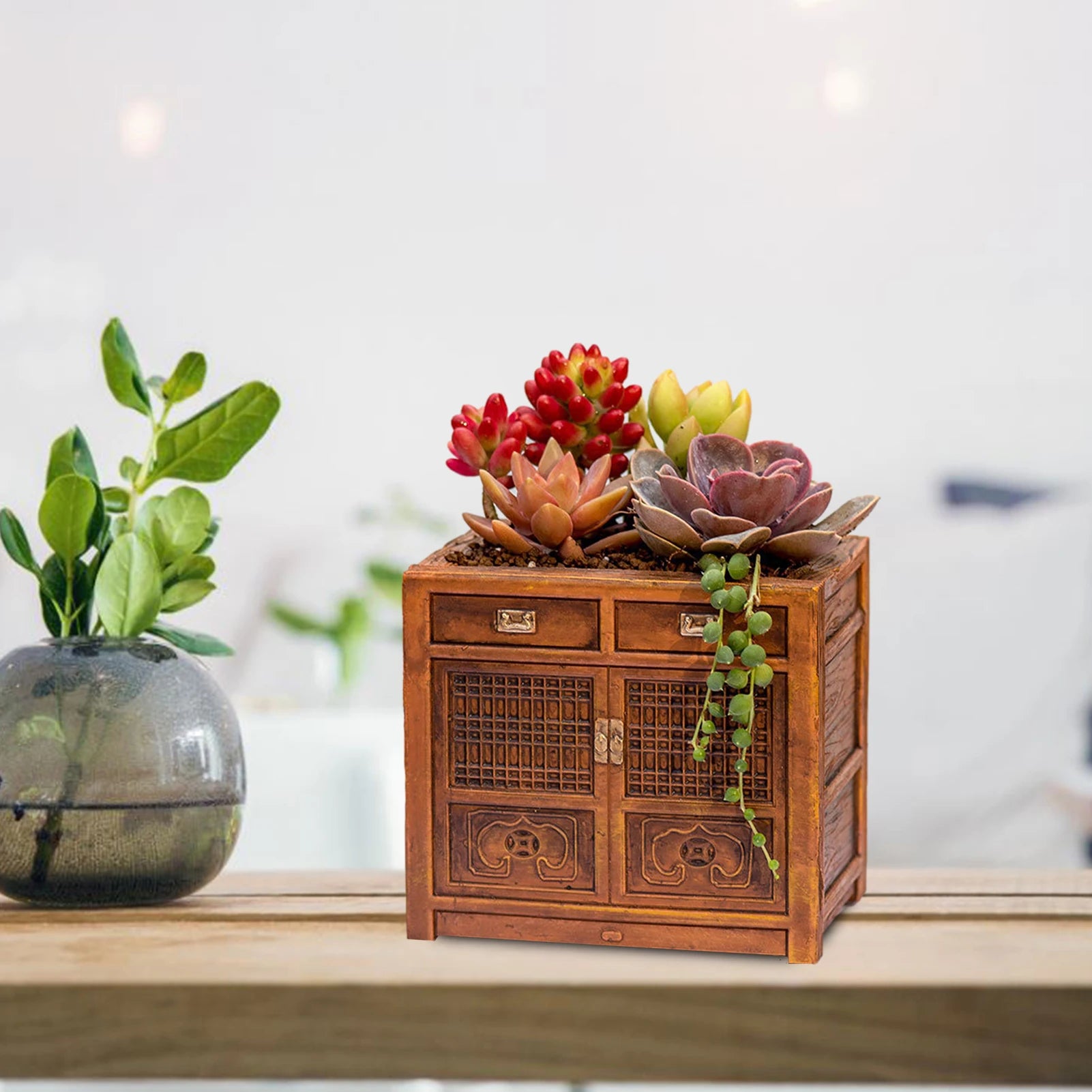 Innovative Flower Pot Retro Radio-Shaped Multi-functional Planter Home Decoration Garden Desktop Classic Ornament for Succulent