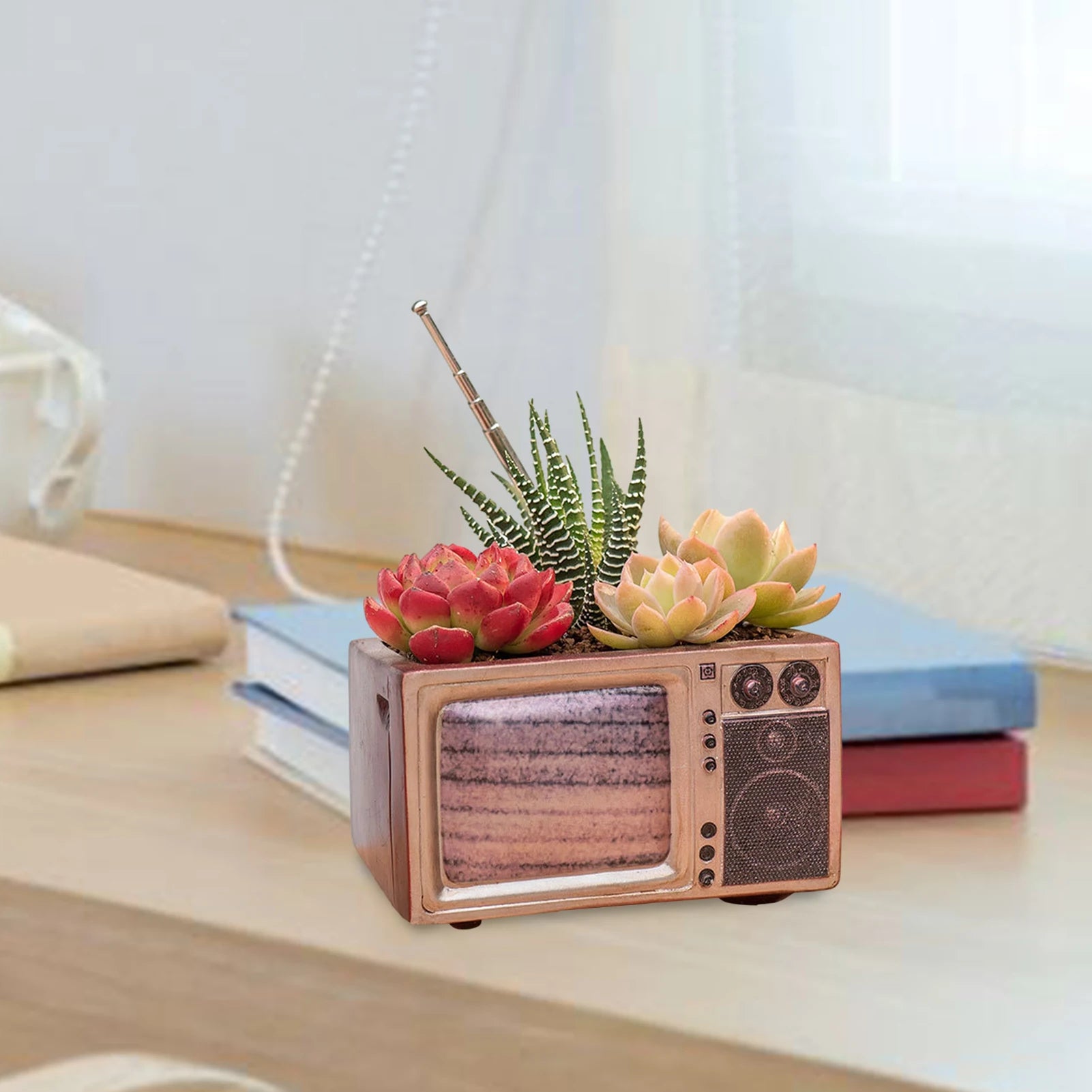Innovative Flower Pot Retro Radio-Shaped Multi-functional Planter Home Decoration Garden Desktop Classic Ornament for Succulent