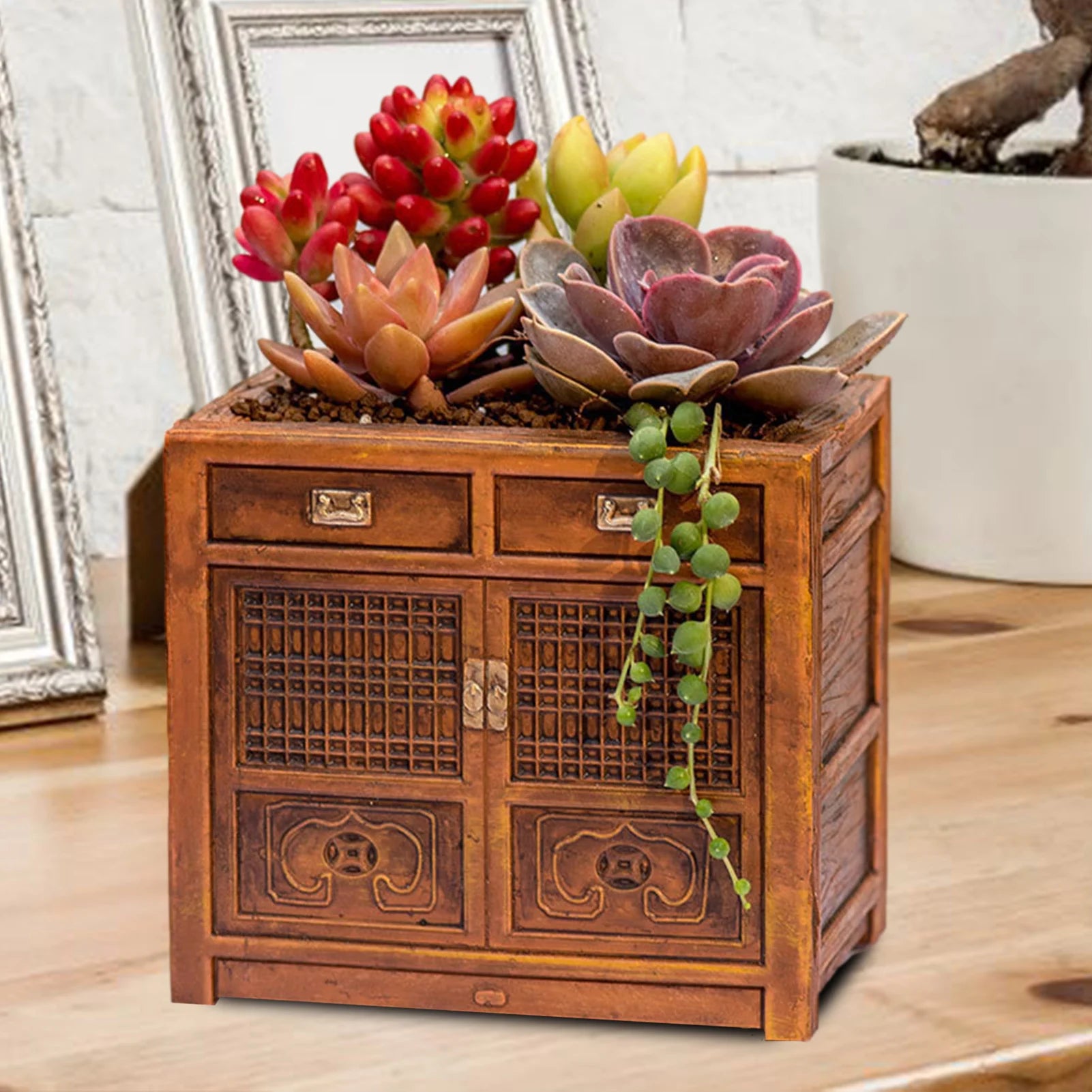 Innovative Flower Pot Retro Radio-Shaped Multi-functional Planter Home Decoration Garden Desktop Classic Ornament for Succulent