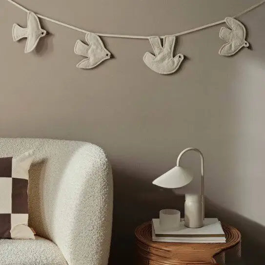 Nordic Ins Style Bird Hanging Decor, Cute Wall  Fabric Bunt Ornament for Kids Room Baby Nursery Nursery Wall Hanging Decoration
