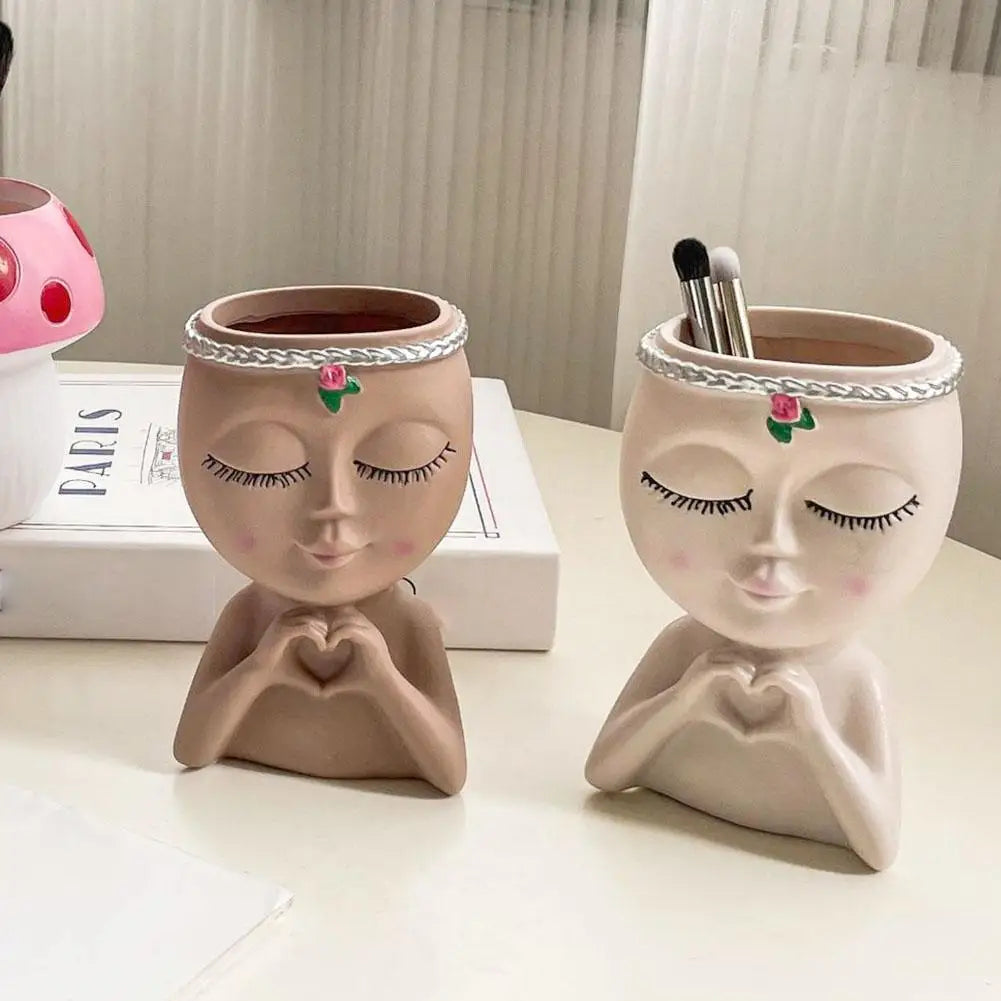 Creativity Flower Pot Resin Girl Face Planter With Drainage Hole Cute Unique Desktop Succulent Planter For Indoor Outdoor Decor