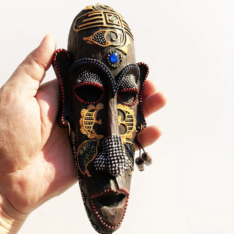 1pc, African Style Hanging Decorations, South Africa Mask Pendant, Handmade Painted Resin Craft, Restaurant Bar Wall Decoration