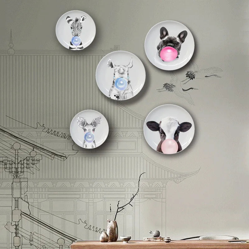 Eastern Horse Decorative Plate Plant Bird Parrot Illustration Dish Round Ceramic Tray for Home Decoration Luxury Porcelain Craft