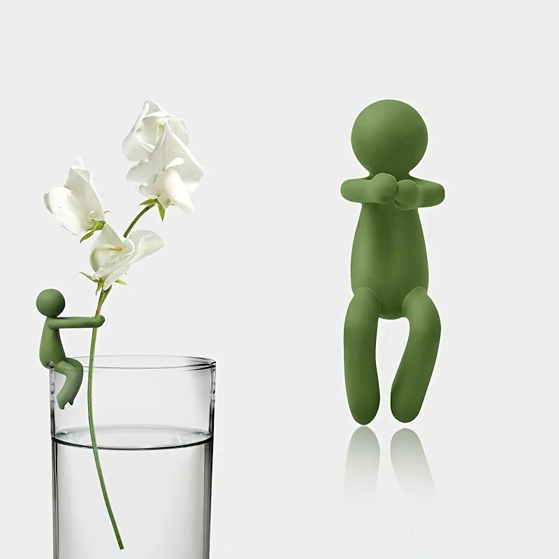 3 Colorful plant stand - The plastic flower stand features a unique design，Convenient for plant cultivation and flower storage，V